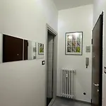 Greenhouse Apartment *