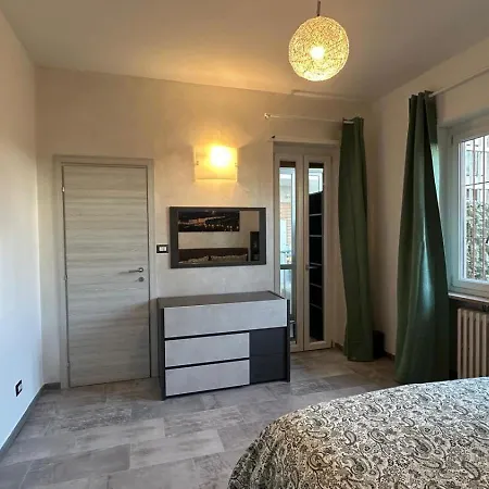 Greenhouse * Rivoli (Turin)